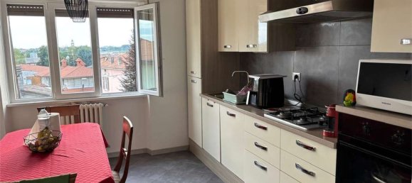 3 bedrooms Apartment in Grandate, Italy No. 362302 4
