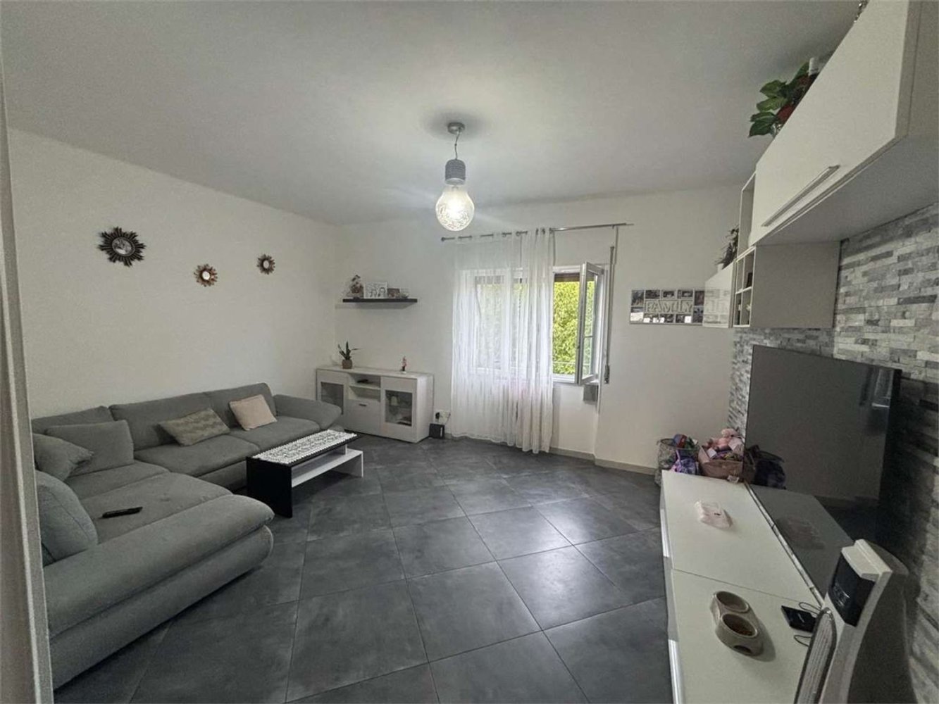 3 bedrooms Apartment in Grandate, Italy No. 362302