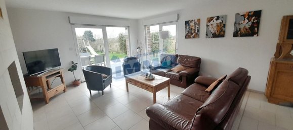 Casa de 3 dormitorios en Acq, France No. 45982 3