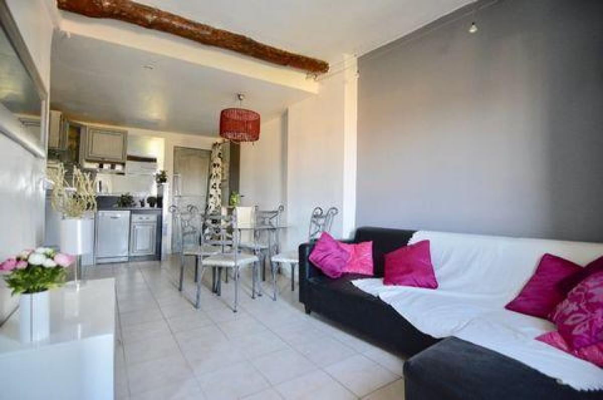 2 bedrooms Apartment in Rians, France No. 15305