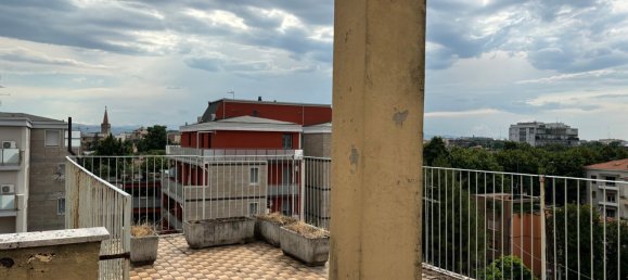 5 rooms Penthouse in Modena, Italy No. 23782 20