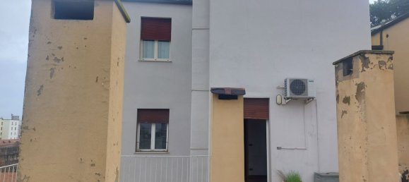 5 rooms Penthouse in Modena, Italy No. 23782 13