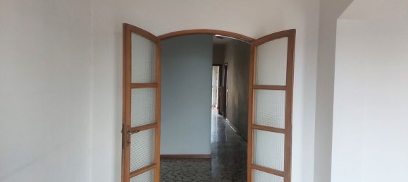 5 rooms Penthouse in Modena, Italy No. 23782 8