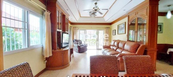 4 bedrooms Cafe / restaurant in Pattaya, Thailand No. 16020 5