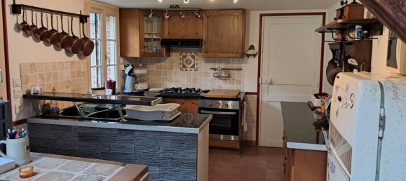 Дом с 4 спальнями в Ла Луп, Франция № 47213 5