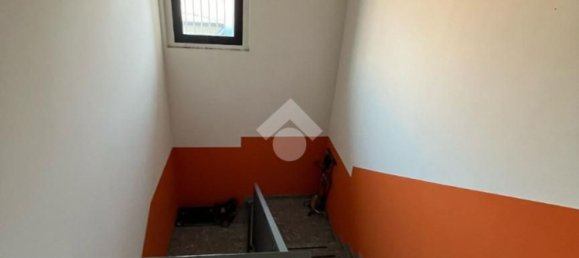 87m² Office in Romano di Lombardia, Italy No. 121199 2