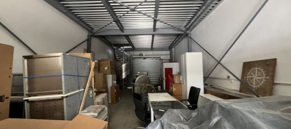 230m² Commercial property in Ajaccio, France No. 303153 4