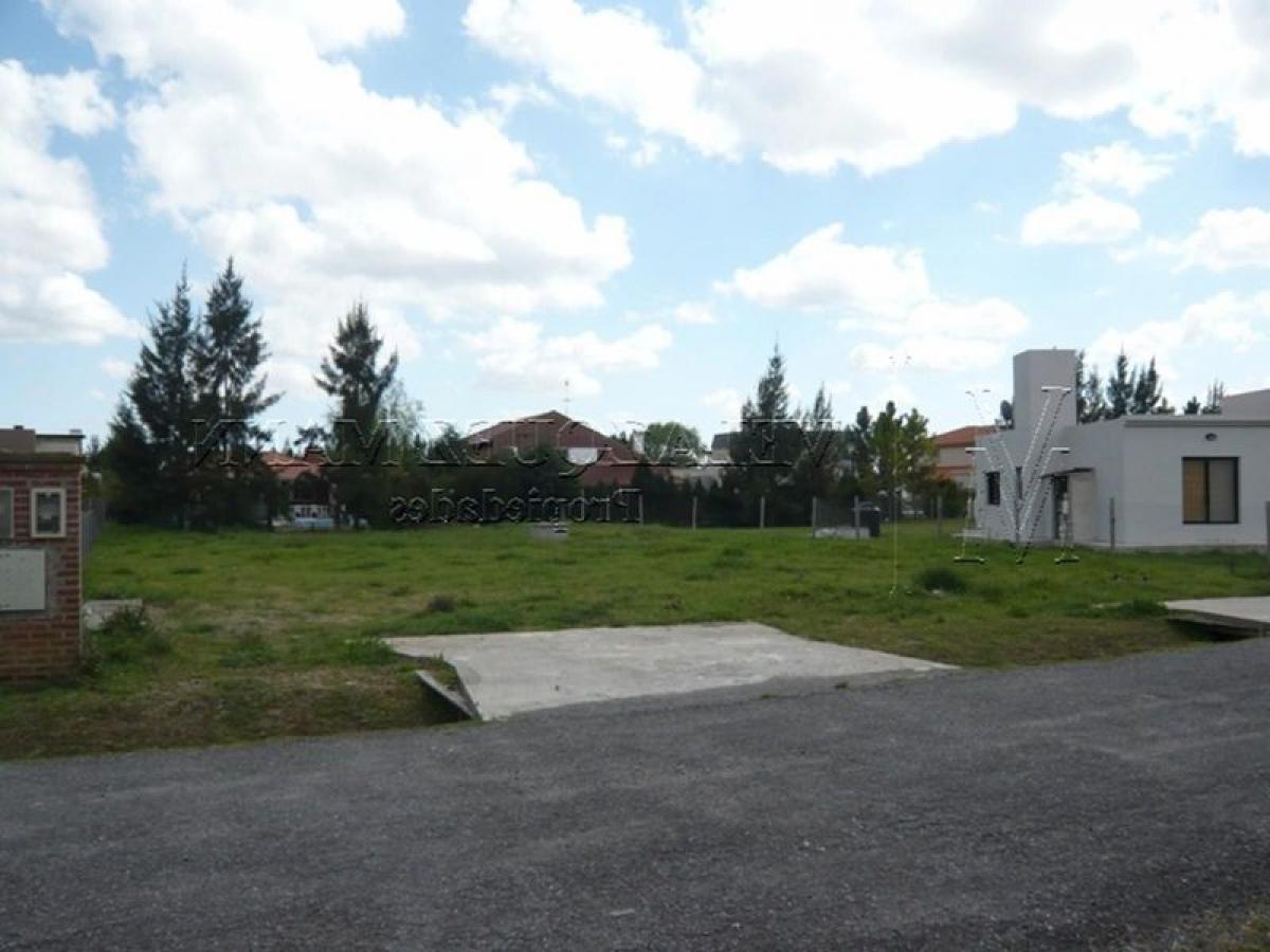 Grundstück in Esteban Echeverria, Argentina, Nr. 34407