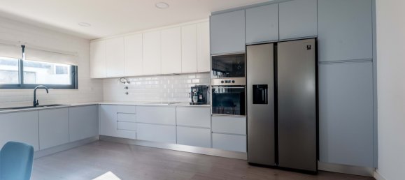 Casa de 4 dormitorios en Setubal, Portugal No. 121631 3