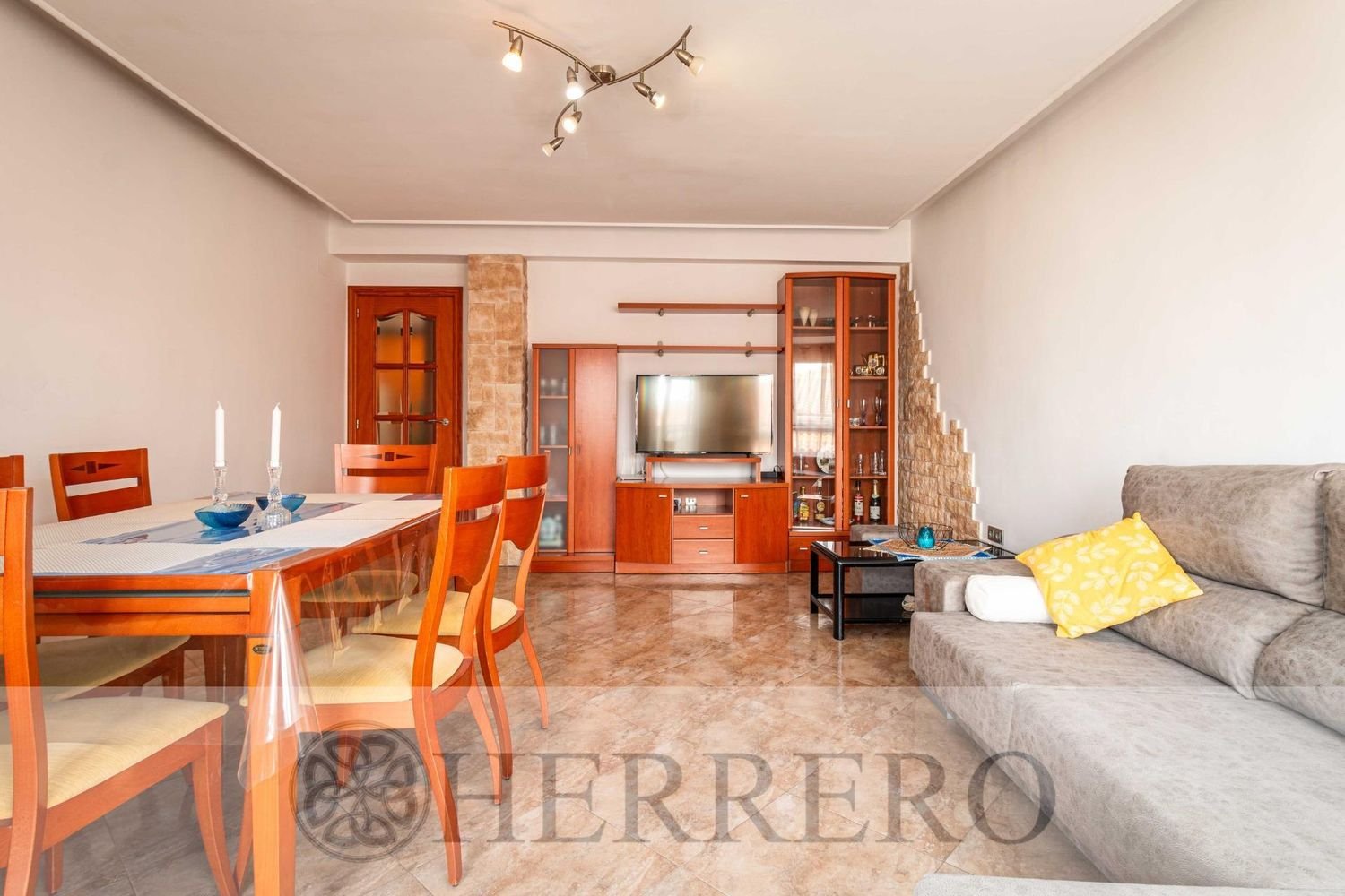 Apartamento T2 em Valencia, Spain N.º 267756