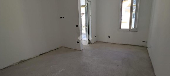 3-salle Appartement à Ravenna, Italy No. 234165 12