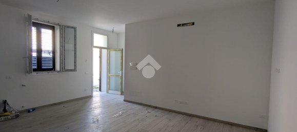 3-salle Appartement à Ravenna, Italy No. 234165 26