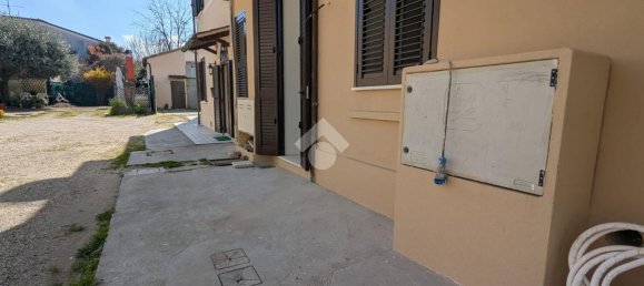 3-salle Appartement à Ravenna, Italy No. 234165 15