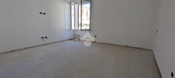 3-salle Appartement à Ravenna, Italy No. 234165 5