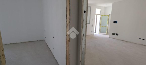 3-salle Appartement à Ravenna, Italy No. 234165 14