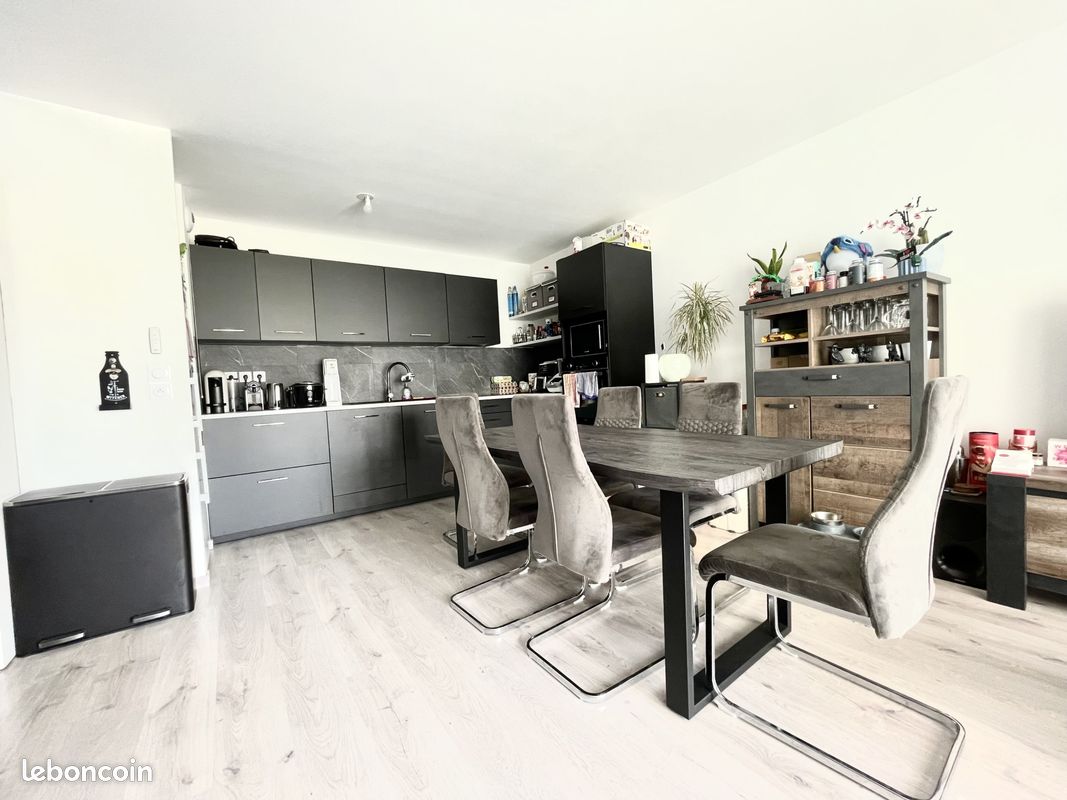 2 غرف نوم شقة في Illkirch-Graffenstaden, France رقم 256219