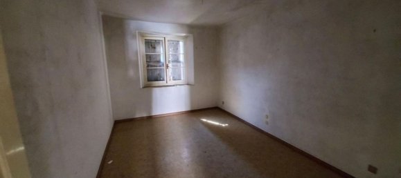 4 bedrooms Apartment in Sovramonte, Italy No. 372718 7