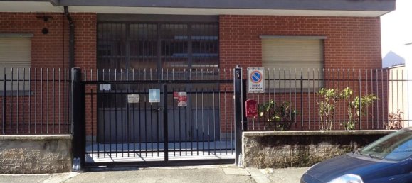 696m² Building in Turin, Italy No. 273144 4