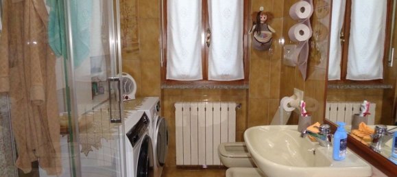 696m² Building in Turin, Italy No. 273144 17