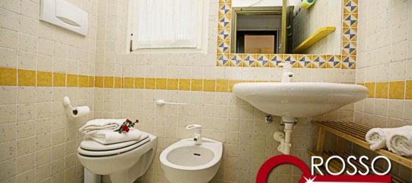 Casa de 3 dormitorios en Padenghe sul Garda, Italy No. 293005 23