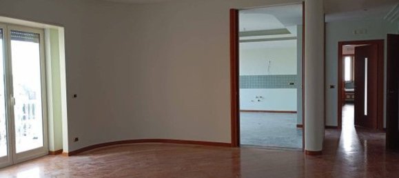 5 Schlafzimmer Penthouse in Afragola, Italy, Nr. 314004 6