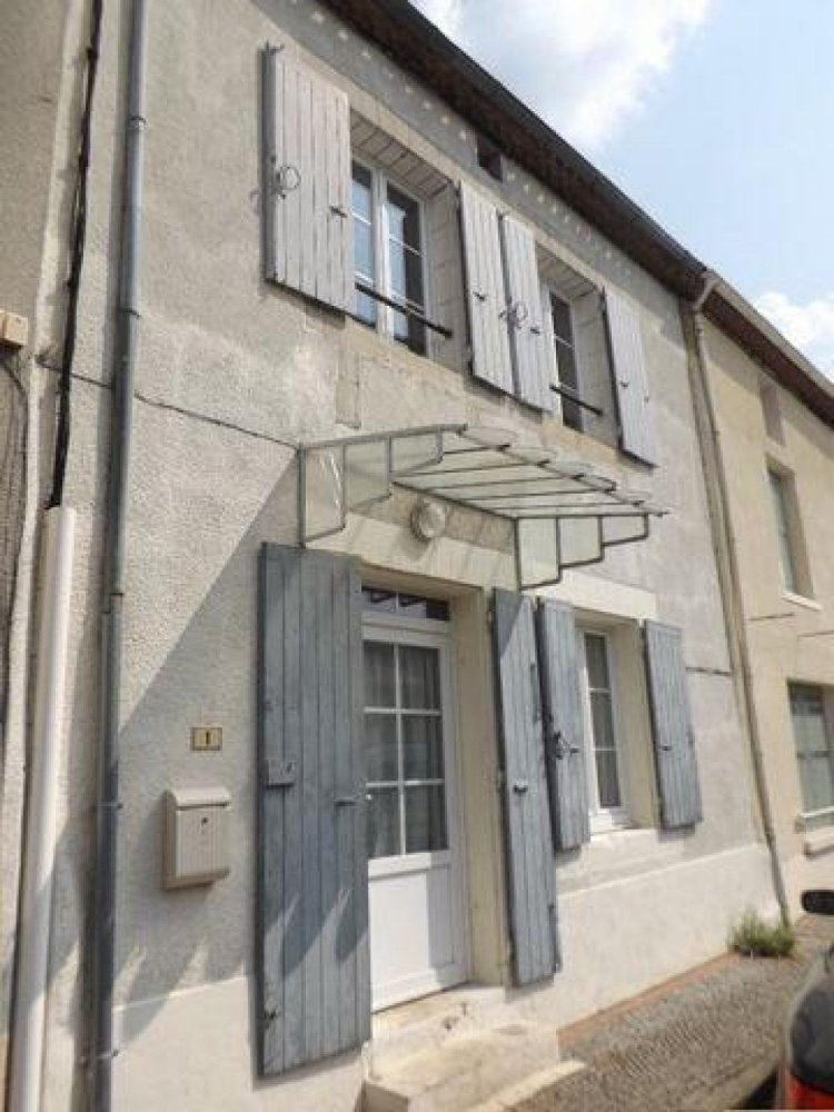 2 غرف نوم منزل في Abzac, France رقم 25042