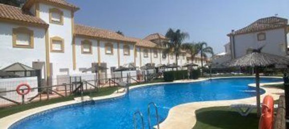 2 bedrooms Apartment in Huelva, Spain No. 157524 2