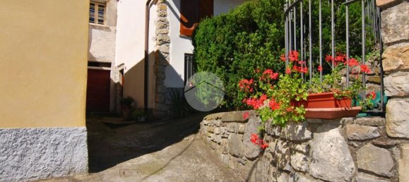 1 bedroom Apartment in Adrara San Rocco, Italy No. 359991 16