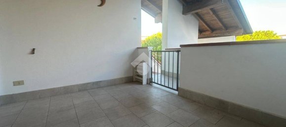 3 bedrooms Apartment in Comacchio, Italy No. 363017 2