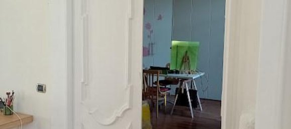 4 rooms Apartment in Naples, Italy No. 14633 8