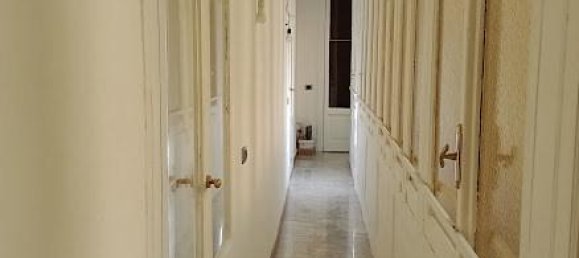 4 rooms Apartment in Naples, Italy No. 14633 9