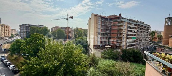 Apartamento de 2 dormitorios en Rome, Italy No. 335911 32