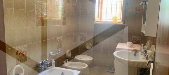 5-salle Maison à Monopoli, Italy No. 28468 12