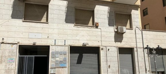 4 rooms Apartment in Foggia, Italy No. 268088 12