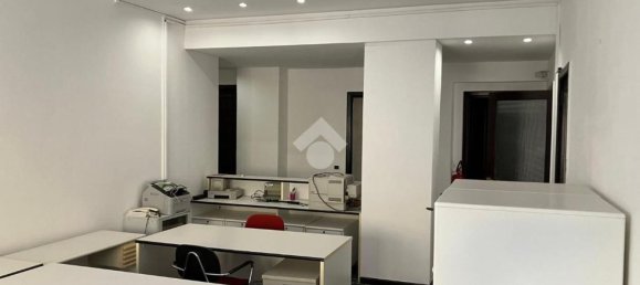 4 rooms Apartment in Foggia, Italy No. 268088 6
