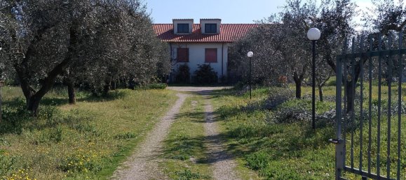 4 rooms Villa in Viterbo, Italy No. 59140 27