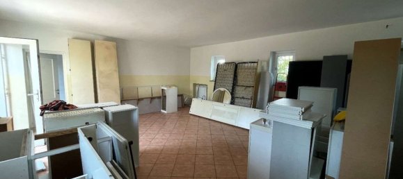 9-Zimmer Haus in Bianzè, Italy, Nr. 13351 9