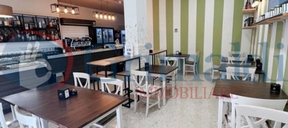 80m² Commercial property in Rome, Italy No. 380163 5