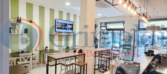 80m² Commercial property in Rome, Italy No. 380163 8