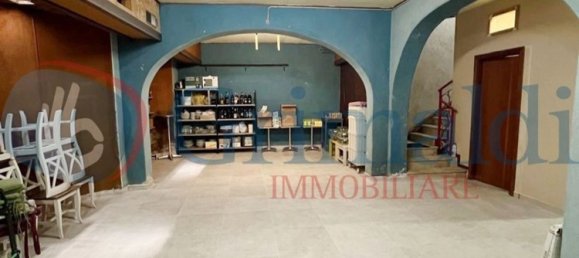 80m² Commercial property in Rome, Italy No. 380163 10