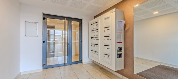 2 bedrooms Apartment in Saint-Renan, France No. 195437 9