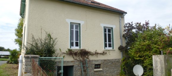 3 bedrooms House in Saint-Plantaire, France No. 93359 10