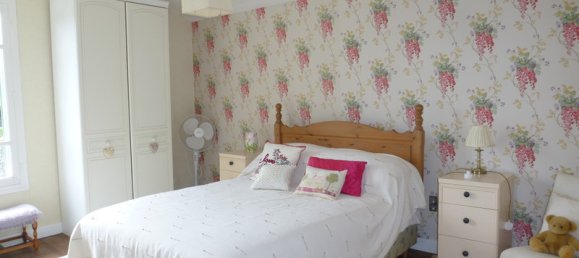 3 bedrooms House in Saint-Plantaire, France No. 93359 2