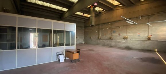 Entrepôt à Brescia, Italy 380m² No. 47059 10