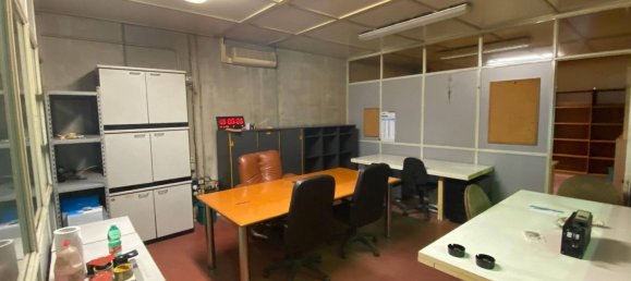 Entrepôt à Brescia, Italy 380m² No. 47059 20