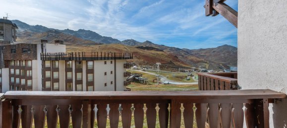 3 bedrooms Apartment in Les Belleville, France No. 596 9