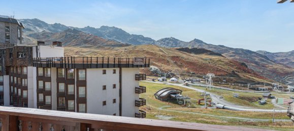 3 bedrooms Apartment in Les Belleville, France No. 596 10