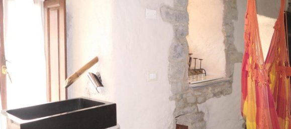 7 rooms House in Villafranca in Lunigiana, Italy No. 45592 24