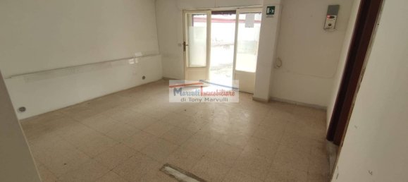 Коммерческая недвижимость с 4 комнатами в Кассано делле Мурдже, Италия № 154424 5