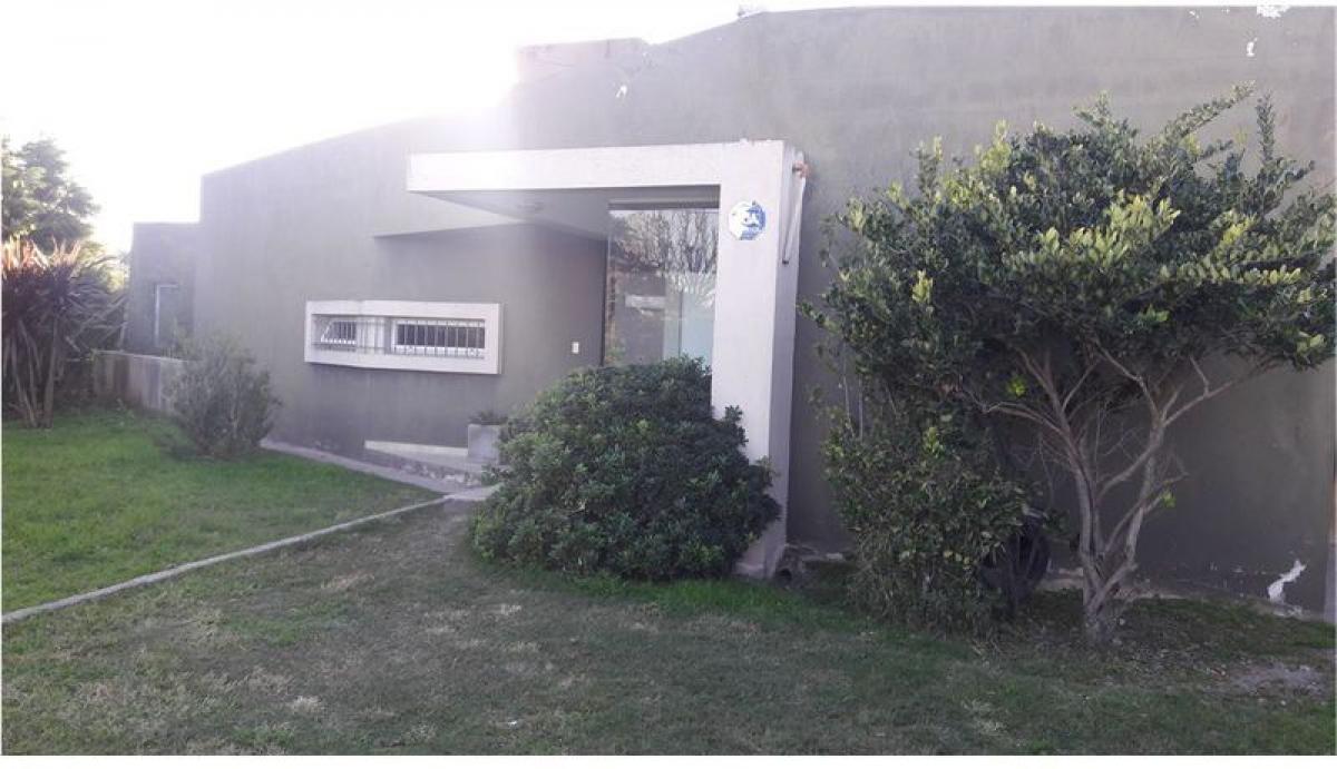 3 bedrooms House in Cordoba, Argentina No. 8383